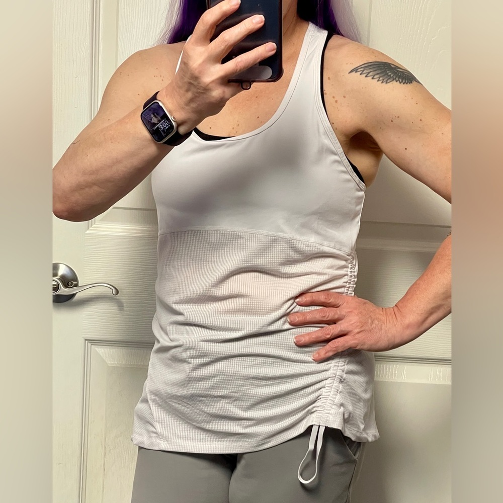 Fabletics Cashel Curved Cinch Tank Size M